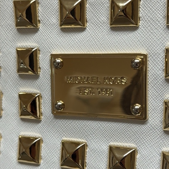 Michael Kors White and Gold Studded Large Clutch Wristlet Wallet AUTHENTIC - Picture 8 of 8